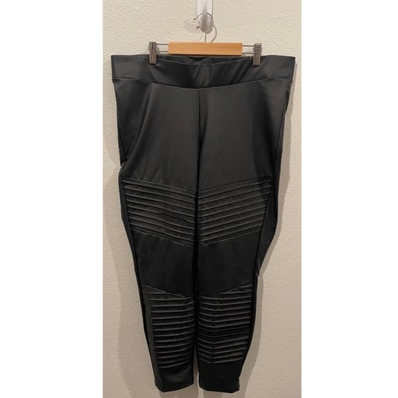 TORRID Black Faux Leather Moto Leggings - Picture 4 of 7